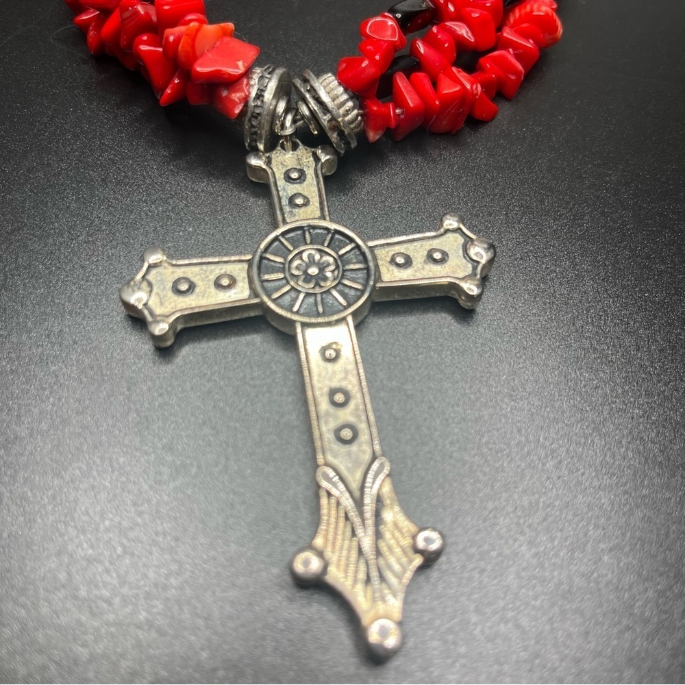 Y2K-era necklace/red stone chips, sterling silver clasp and long spacers. Unisex - Picture 7 of 10